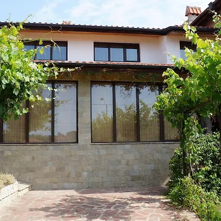 Villa Tecoma Varna