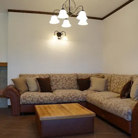 Tecoma Villa *